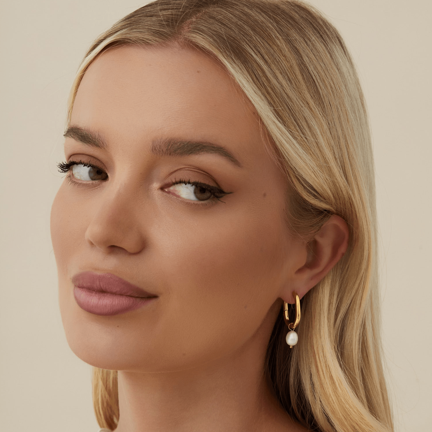 Bora Bora Pearl Hoop Earrings