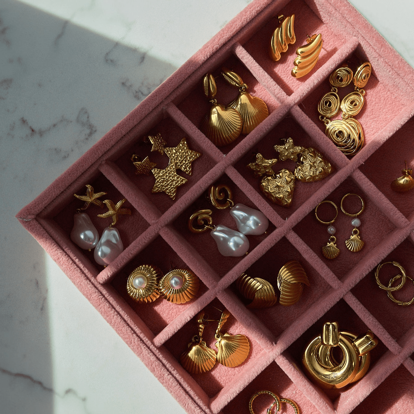 Sandy Pearl Stud Earrings