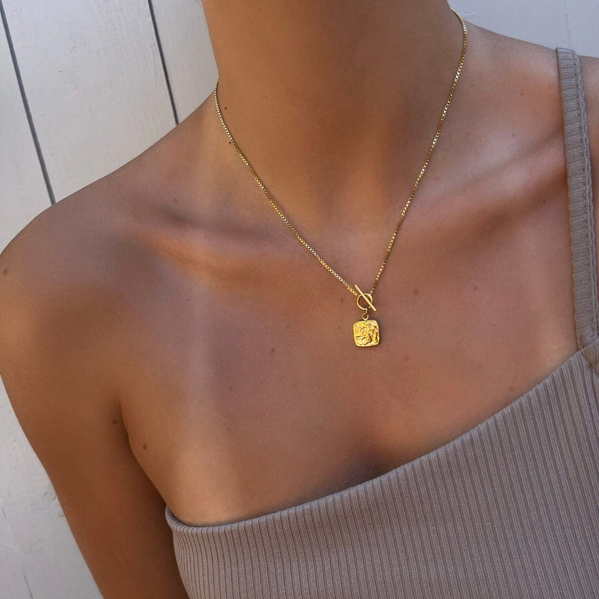 Cayman Tbar Necklace