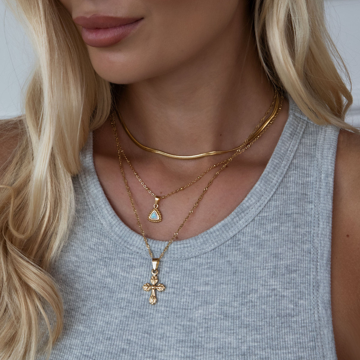 Dainty Herringbone Choker / Necklace