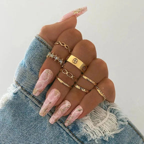 Jude Dainty Band Ring