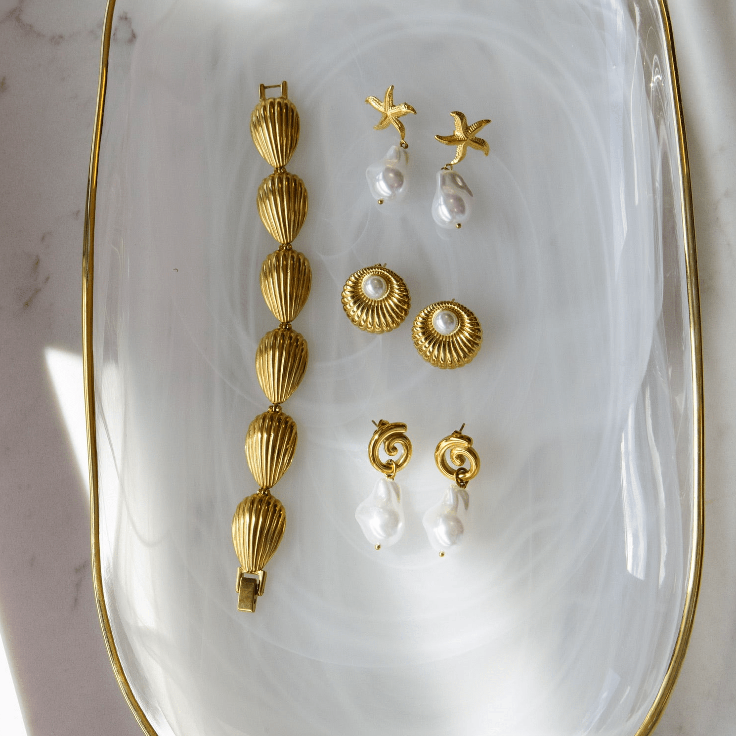 Sandy Pearl Stud Earrings